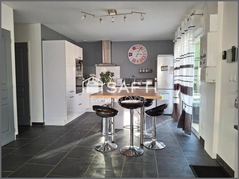 Maison - 110 m² - 5 pièces