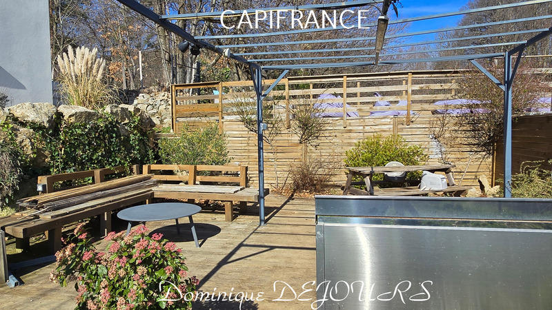 Maison - 184 m² - 7 pièces