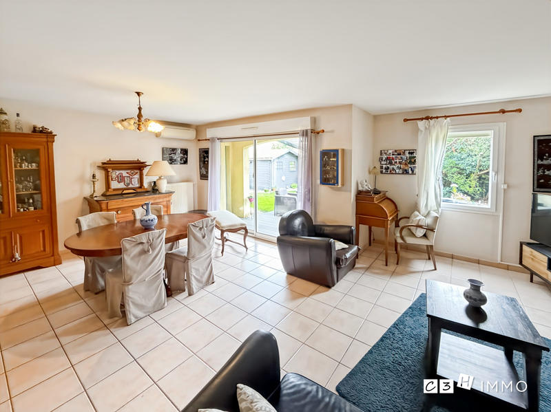 Maison - 101 m² - 5 pièces