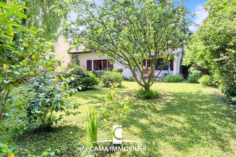 Maison - 170 m² - 7 pièces