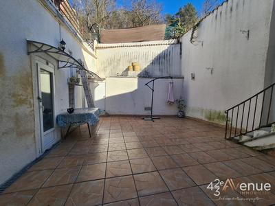 Immeuble - 250 m² - 4 pièces