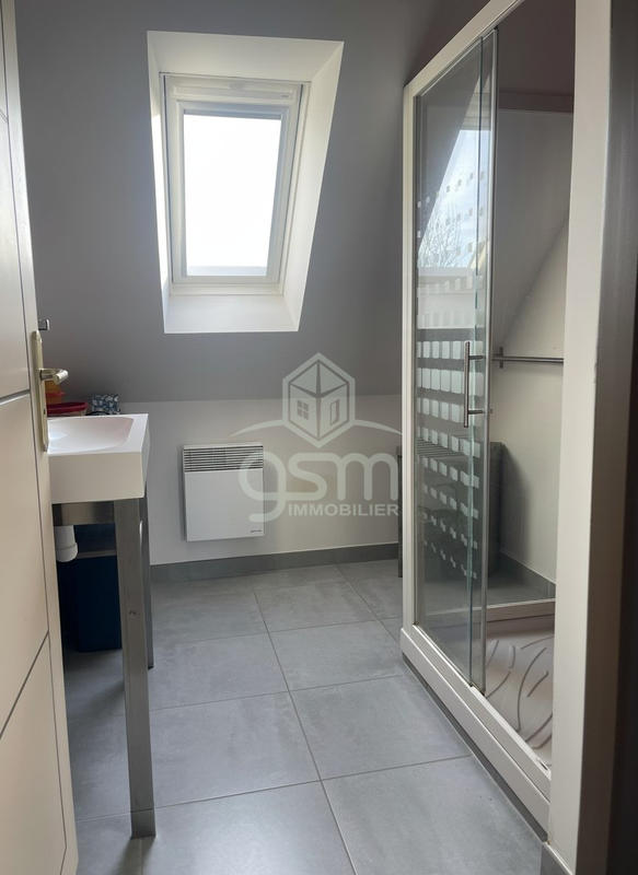 Maison traditionnelle - 125 m² - 6 pièces