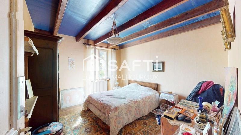 Maison - 221 m² - 6 pièces