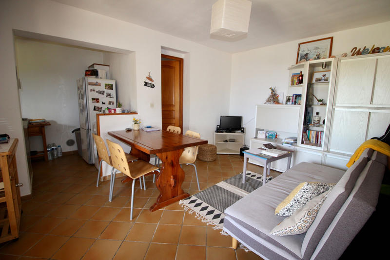 Maison - 240 m² - 11 pièces