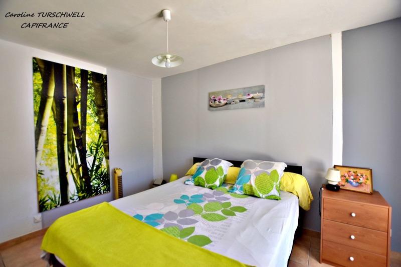 Maison - 205 m² - 10 pièces