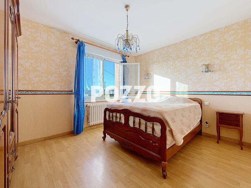 Maison - 100 m² - 6 pièces