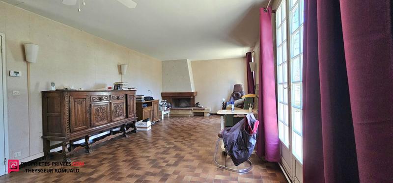 Maison - 228 m² - 9 pièces