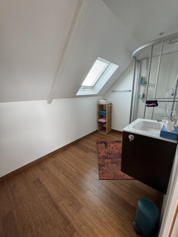 Maison - 180 m² - 7 pièces