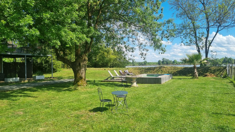 Maison - 268 m² - 8 pièces