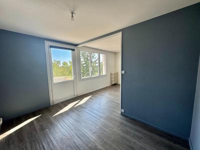 Appartement - 65 m² - 4 pièces