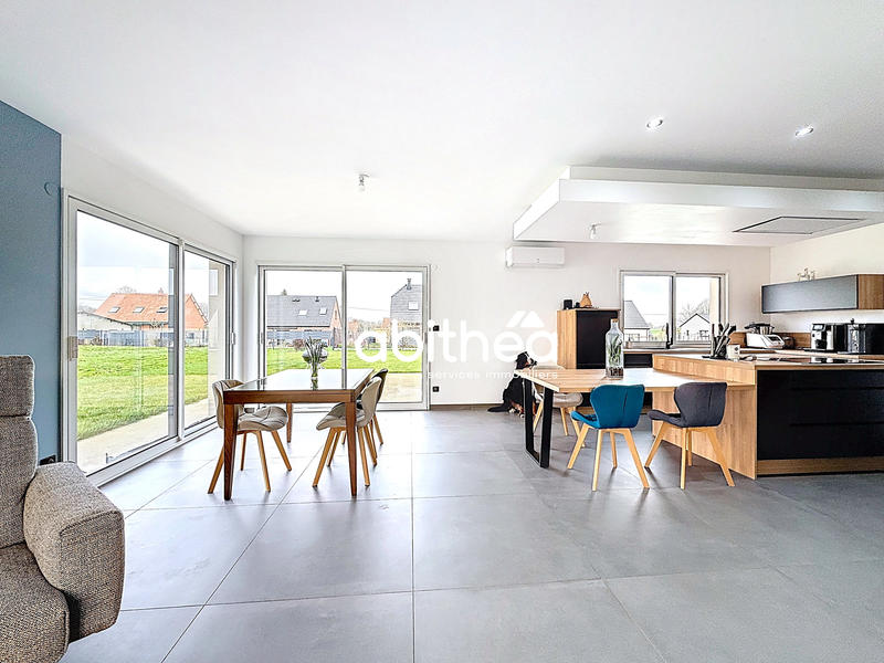 Maison - 140 m² - 6 pièces