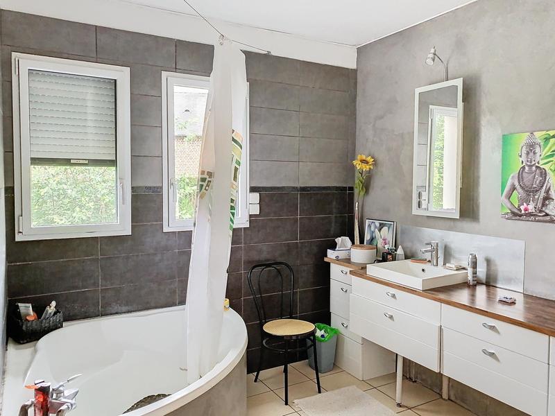 Maison - 212 m² - 7 pièces