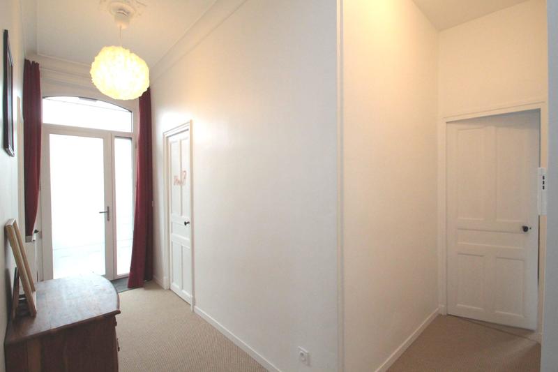 Maison - 195 m² - 8 pièces