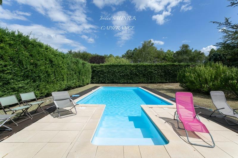 Propriété - 180 m² - 6 pièces