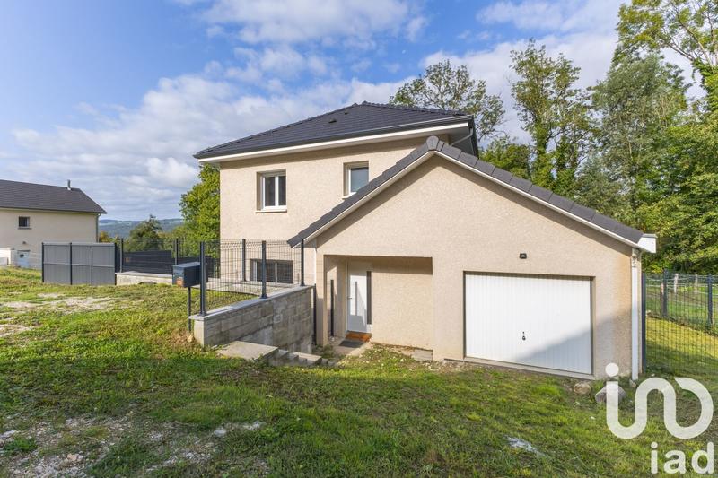 Maison - 145 m² - 4 pièces
