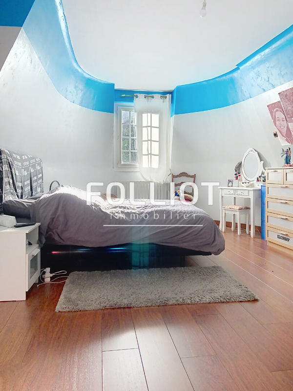 Maison - 174 m² - 5 pièces