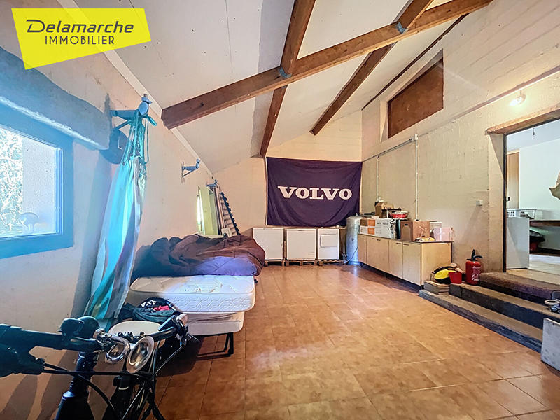 Maison - 257 m² - 8 pièces