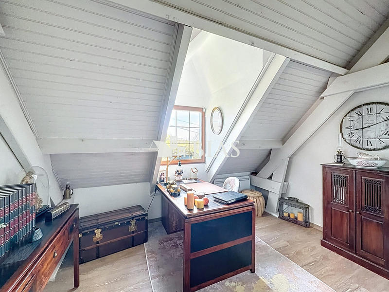 Maison - 170 m² - 7 pièces