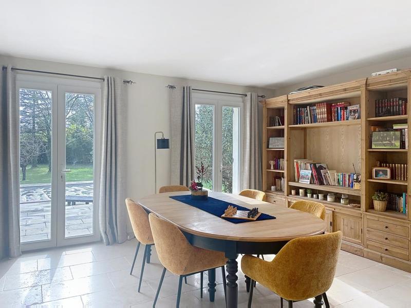 Villa - 153 m² - 6 pièces