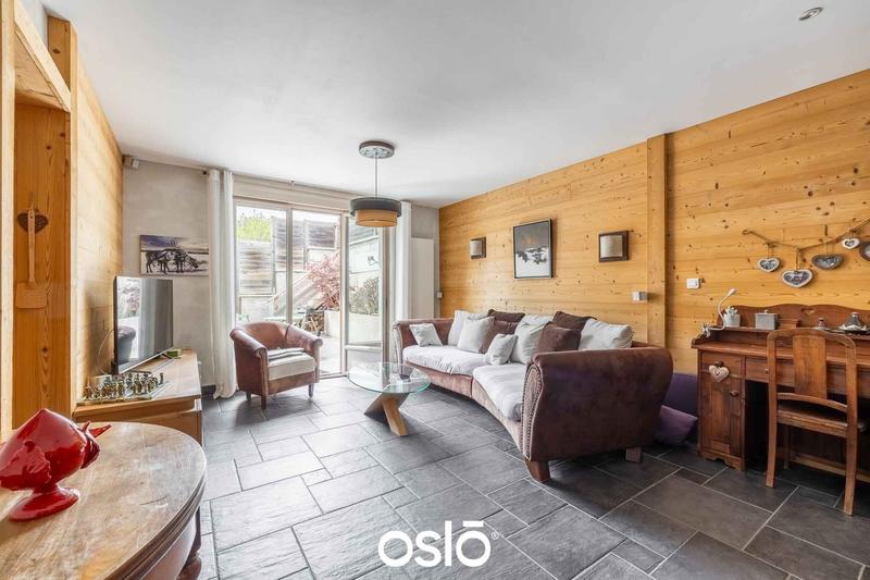 Maison - 282 m² - 12 pièces