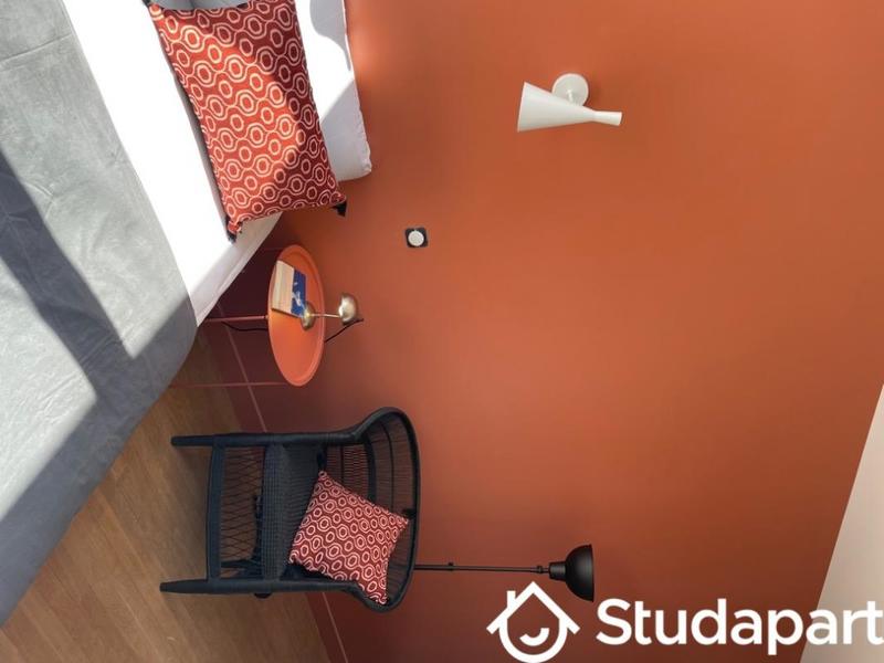 Chambre - 9 m² - 1 pièce