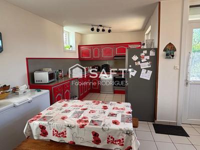 Maison - 139 m² - 7 pièces