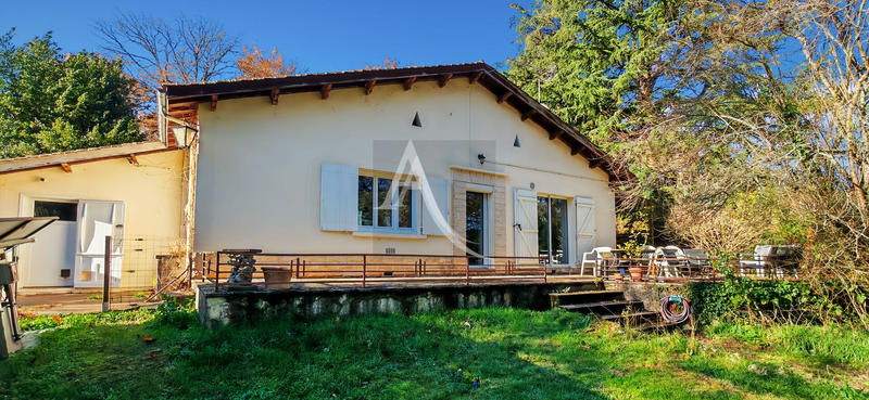 Maison - 135 m² - 7 pièces