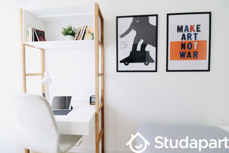 Chambre - 10 m² - 1 pièce