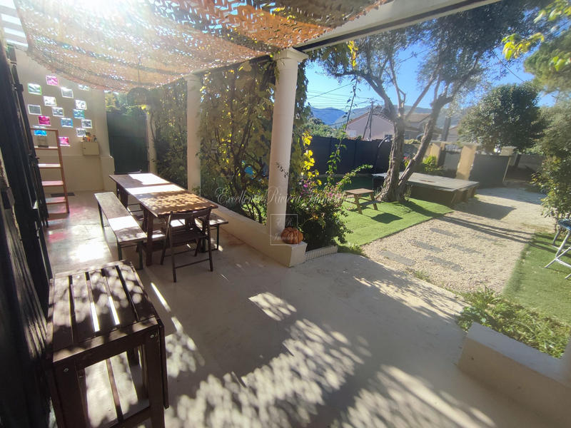 Maison - 82 m² - 5 pièces