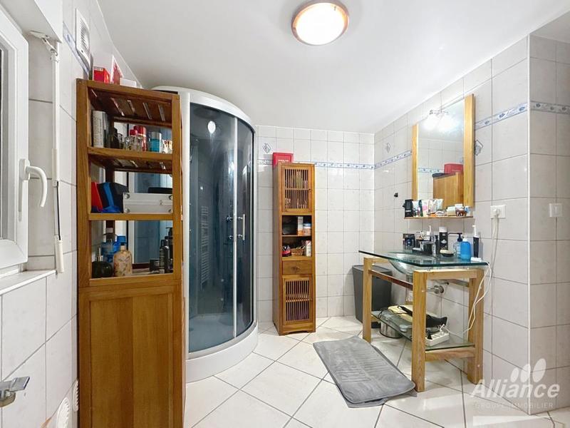 Appartement - 83 m² - 3 pièces