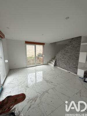 Maison - 128 m² - 7 pièces