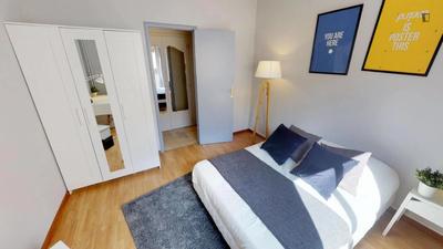 Chambre - 12 m² - 4 pièces