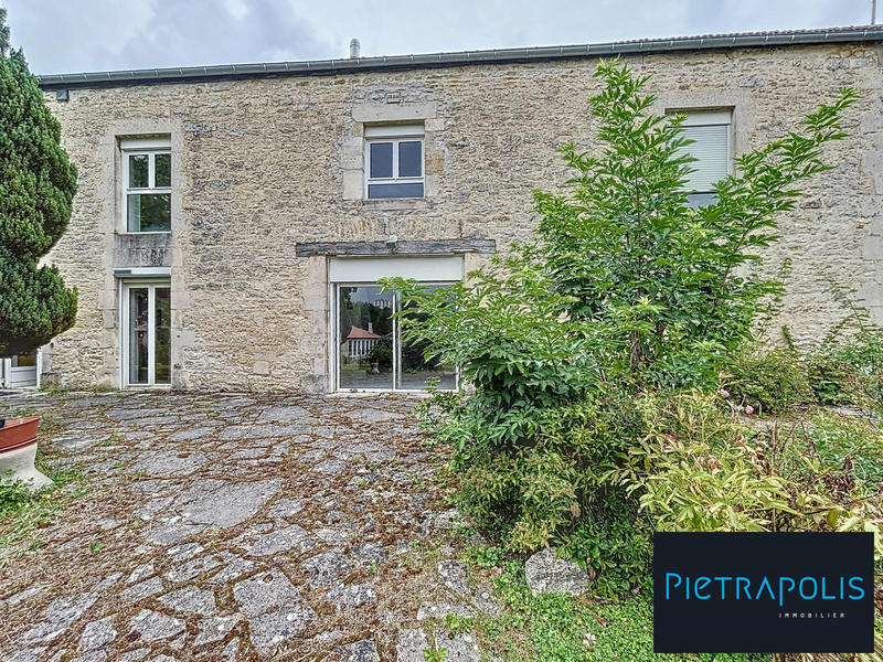 Maison ancienne - 248 m² - 7 pièces