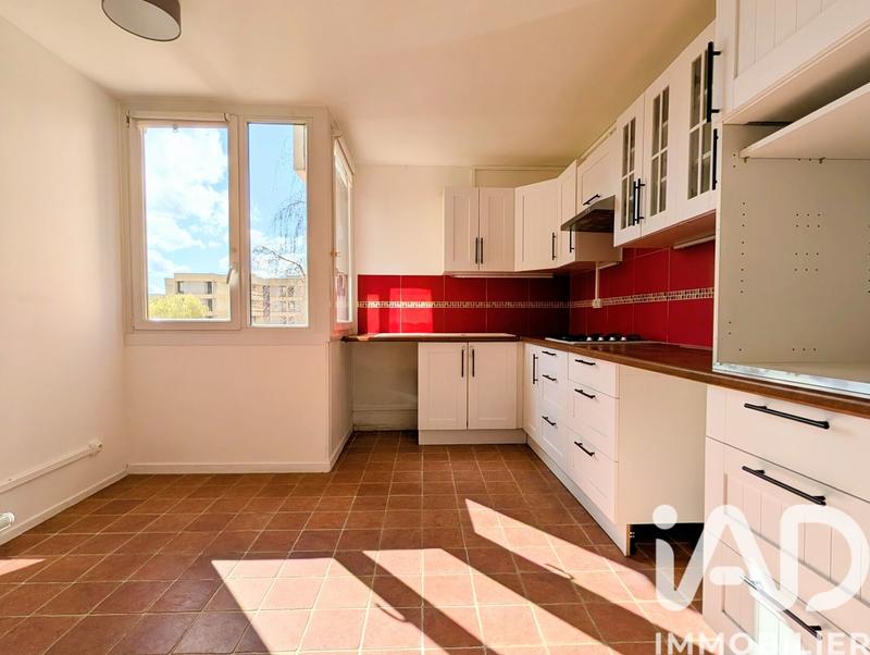Appartement - 96 m² - 5 pièces