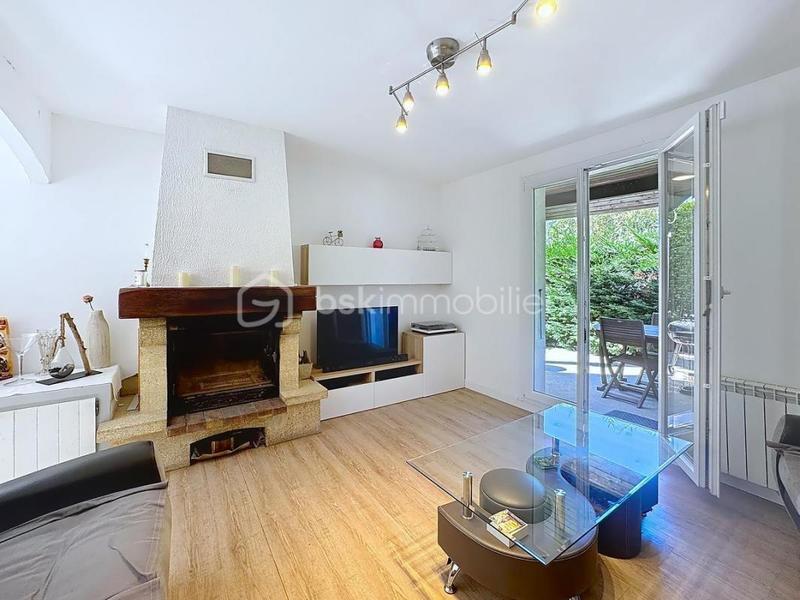 Maison - 94 m² - 5 pièces