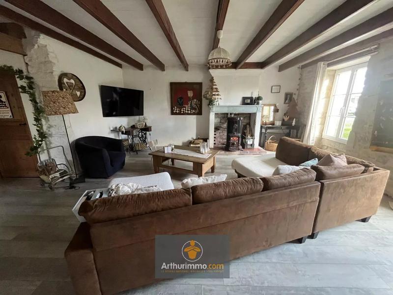 Maison - 161 m² - 5 pièces