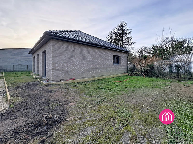 Maison - 80 m² - 4 pièces