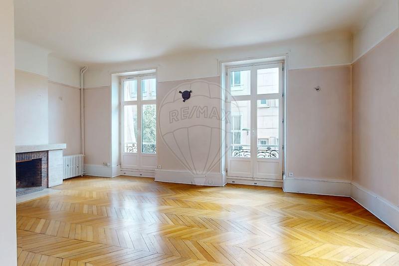 Maison bourgeoise - 180 m² - 7 pièces