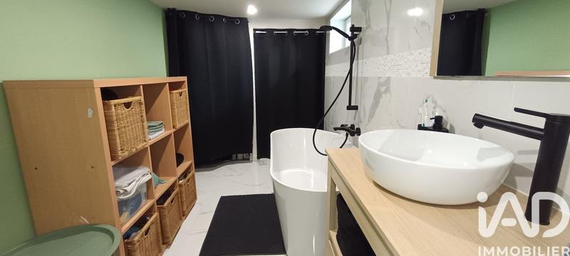 Maison - 102 m² - 5 pièces