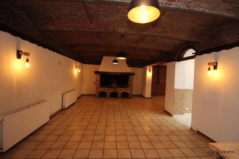 Maison ancienne - 350 m² - 10 pièces