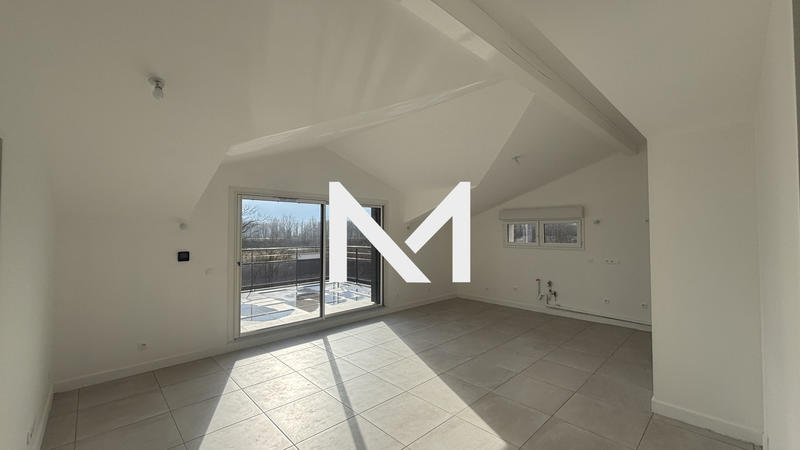 Appartement - 92 m² - 4 pièces