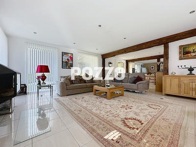 Maison - 197 m² - 7 pièces