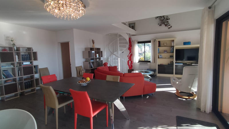 Appartement - 130 m² - 5 pièces