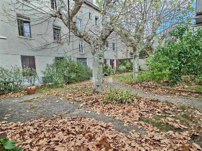 Appartement - 96 m² - 4 pièces