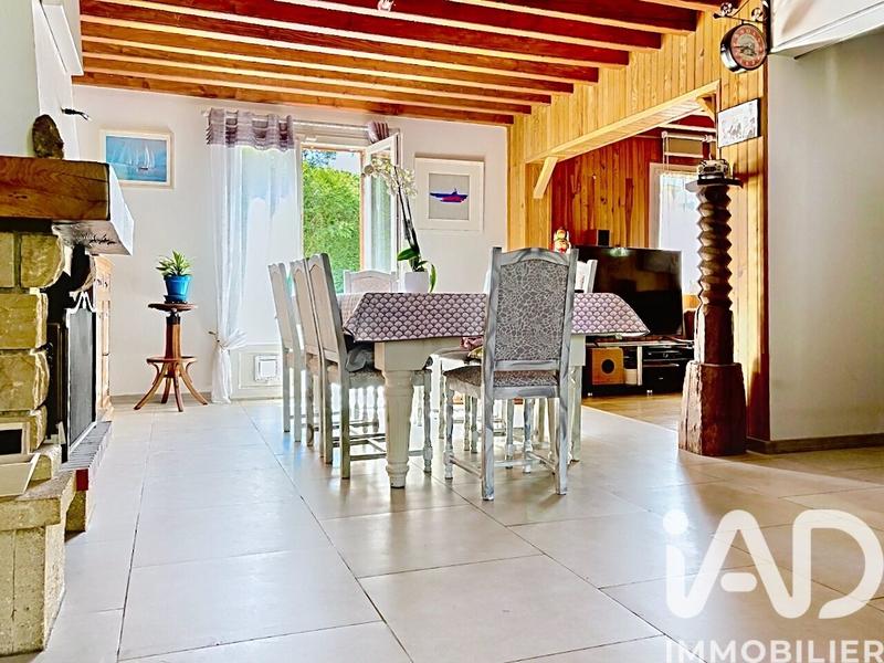 Maison - 95 m² - 5 pièces