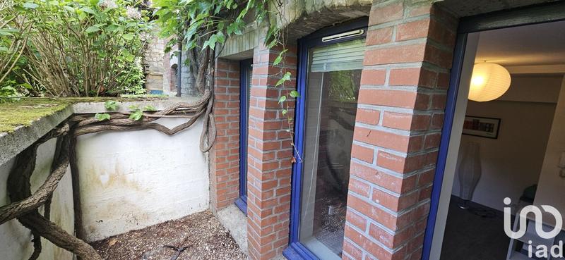 Studio - 25 m² - 1 pièce