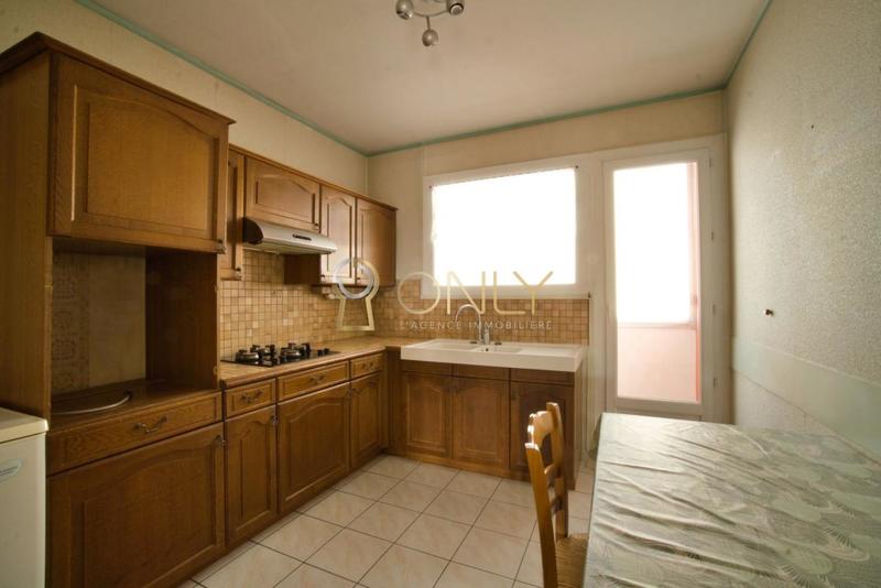 Appartement - 85 m² - 4 pièces