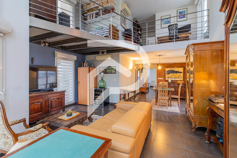 Appartement - 130 m² - 5 pièces