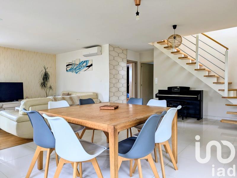 Maison - 126 m² - 6 pièces