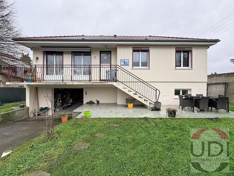 Maison - 105 m² - 4 pièces